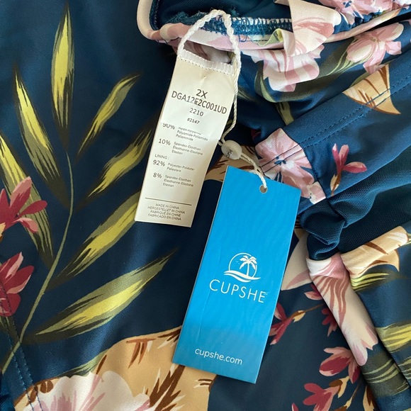 CUPSHE - Teal Floral One Piece s2X BNWT - Picture 2 of 3